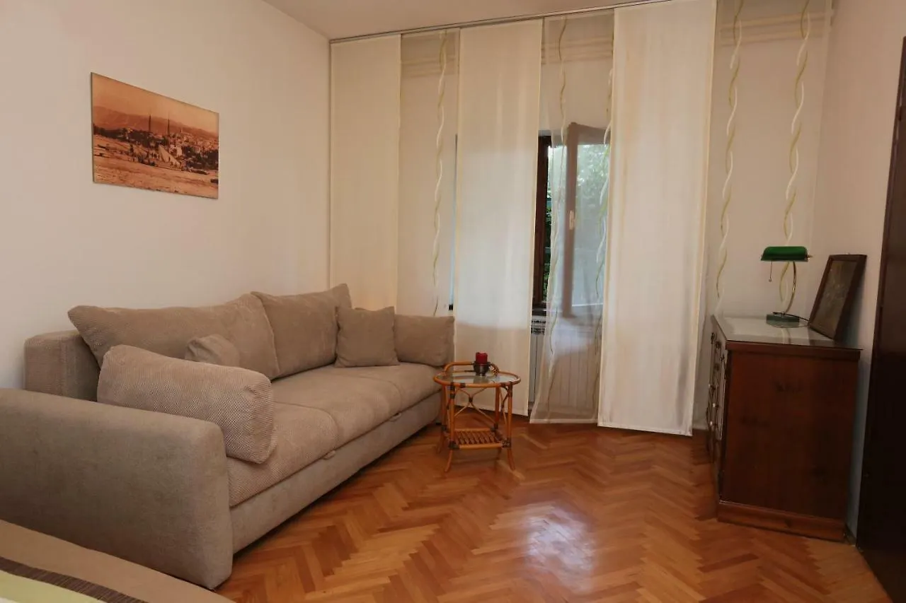 Apartment Biba Novi Vinodolski 0*,  Croatia